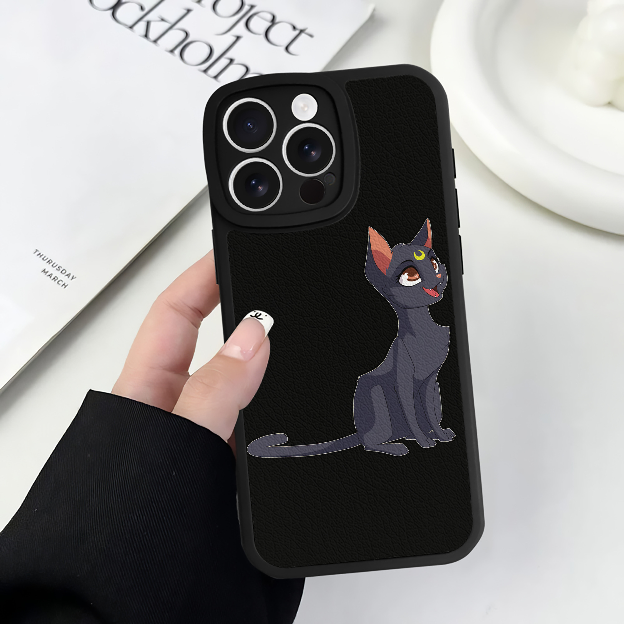 （画像用） 美少女戦士セーラームーン Sailor Moon 【iPhone 16シリーズ対応】シリコンスマホケース（レザー調） 材質：シリコン